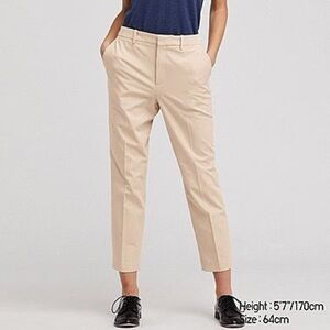 Uniqlo Women Easy Care Stretch
Cropped Pants